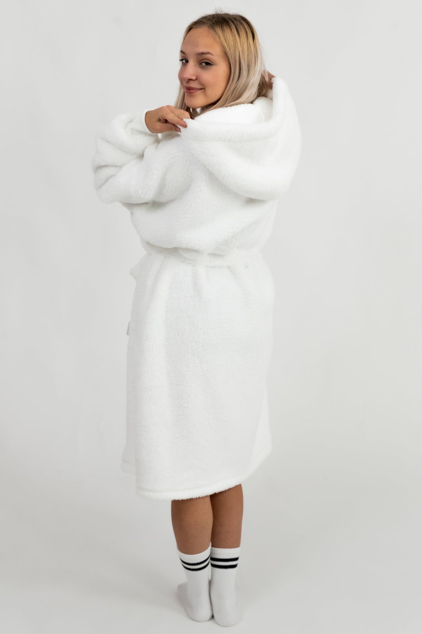 Sněhově bílý Župan