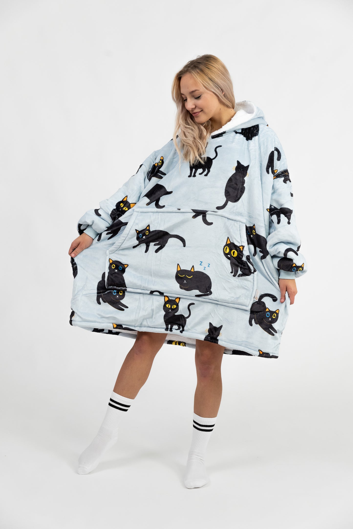 Puló™ s černými kočkami