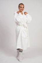 Sněhově bílý župan